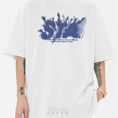 市场上装-T恤-电商T恤