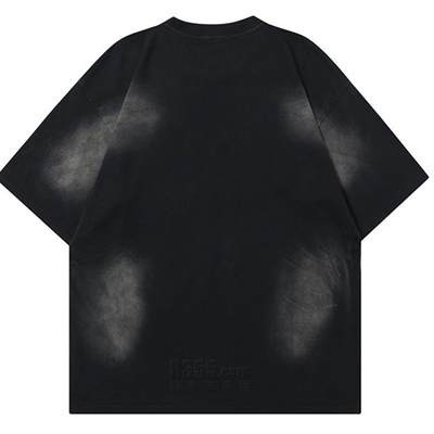 市场上装-T恤-电商T恤