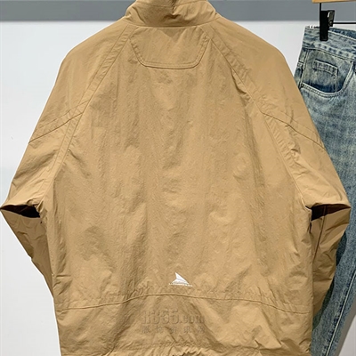 市场上装-夹克-休闲夹克