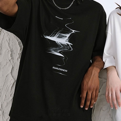 市场上装-T恤-电商T恤