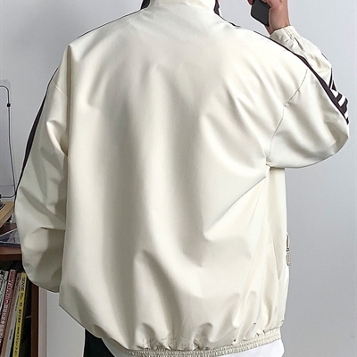 市场上装-夹克-休闲夹克