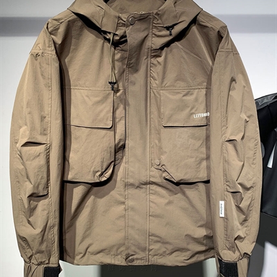 市场上装-夹克-休闲夹克