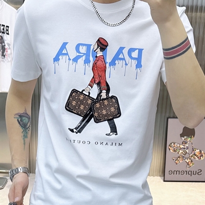 市场上装-T恤-欧货T恤