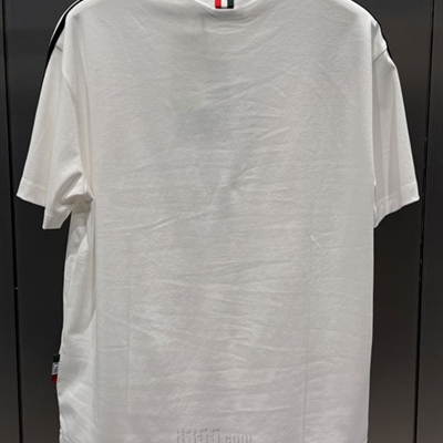 市场上装-T恤-欧货T恤