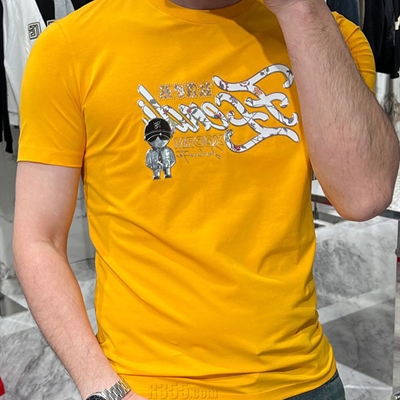 市场上装-T恤-欧货T恤