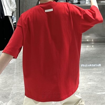 市场上装-T恤-休闲T恤