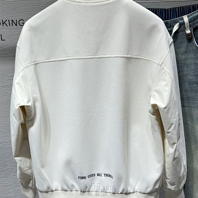 市场上装-夹克-休闲夹克