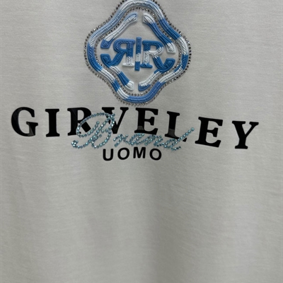 市场上装-T恤-欧货T恤