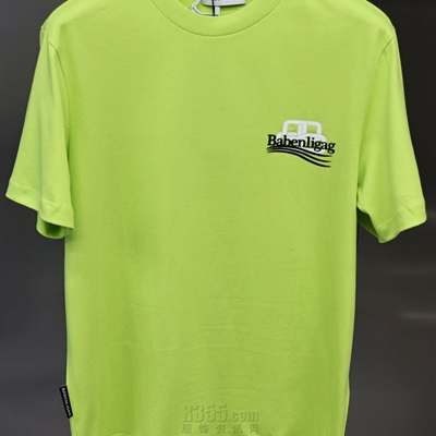 市场上装-T恤-欧货T恤