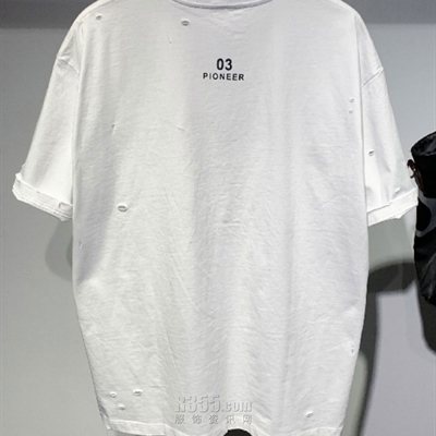 市场上装-T恤-休闲T恤