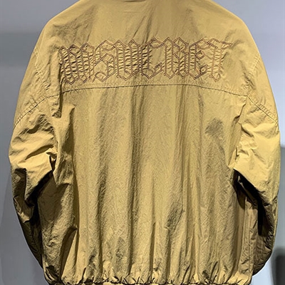 市场上装-夹克-休闲夹克