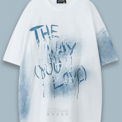 市场上装-T恤-电商T恤