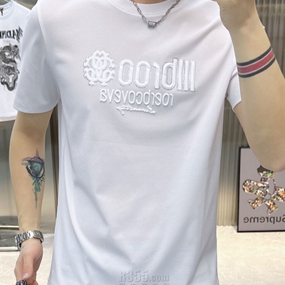 市场上装-T恤-欧货T恤