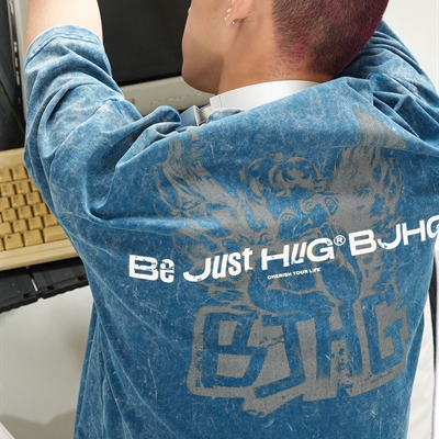 市场上装-T恤-电商T恤