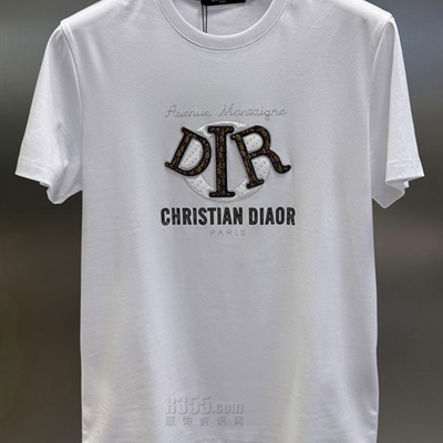 市场上装-T恤-欧货T恤