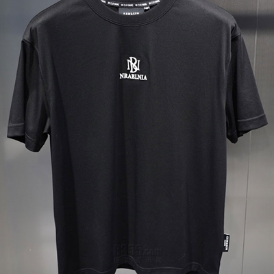 市场上装-T恤-欧货T恤