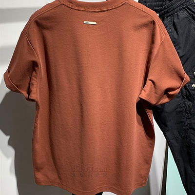 市场上装-T恤-休闲T恤