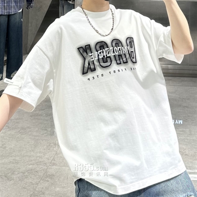 市场上装-T恤-休闲T恤