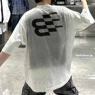 市场上装-T恤-休闲T恤