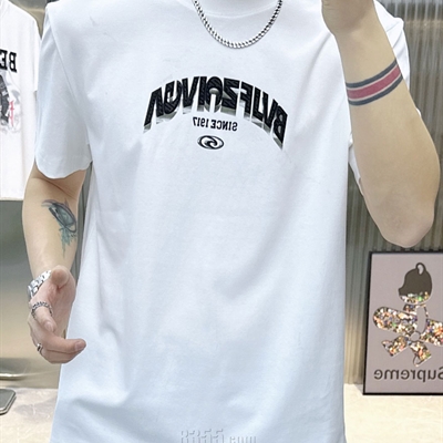 市场上装-T恤-欧货T恤