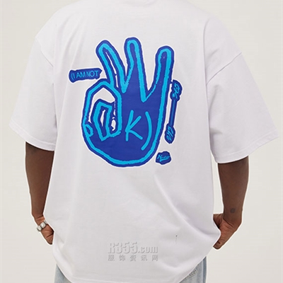 市场上装-T恤-电商T恤