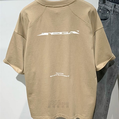 市场上装-T恤-休闲T恤