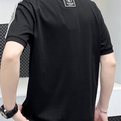 市场上装-T恤-欧货T恤