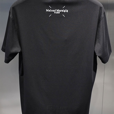 市场上装-T恤-欧货T恤