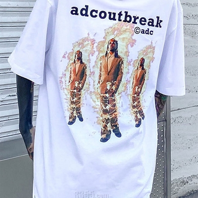 市场上装-T恤-电商T恤