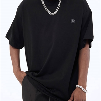 市场上装-T恤-电商T恤