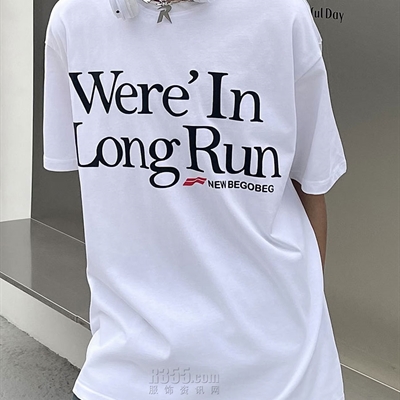 市场上装-T恤-电商T恤