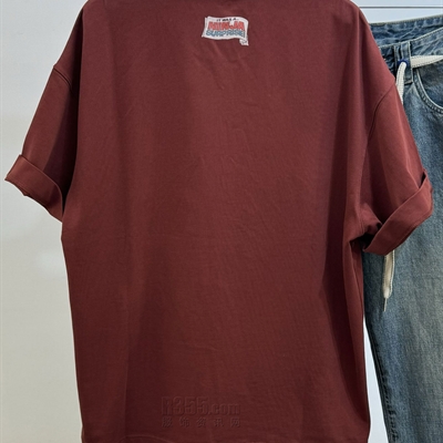 市场上装-T恤-休闲T恤