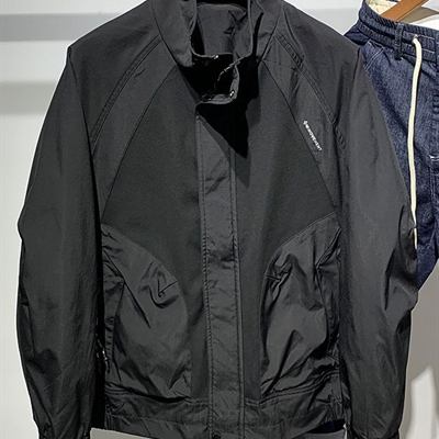 市场上装-夹克-休闲夹克