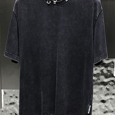 市场上装-T恤-欧货T恤