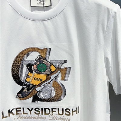 市场上装-T恤-欧货T恤