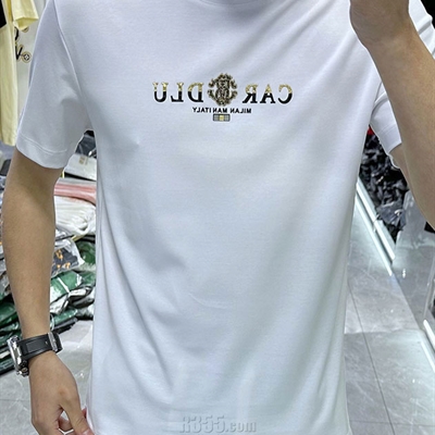 市场上装-T恤-欧货T恤