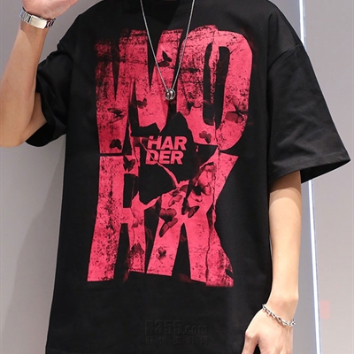 市场上装-T恤-电商T恤