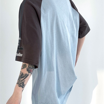 市场上装-T恤-电商T恤