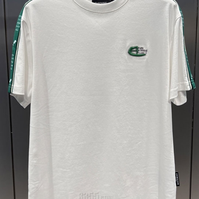 市场上装-T恤-欧货T恤