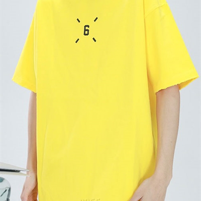 市场上装-T恤-电商T恤