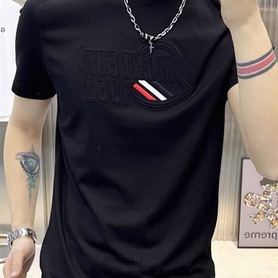 市场上装-T恤-欧货T恤