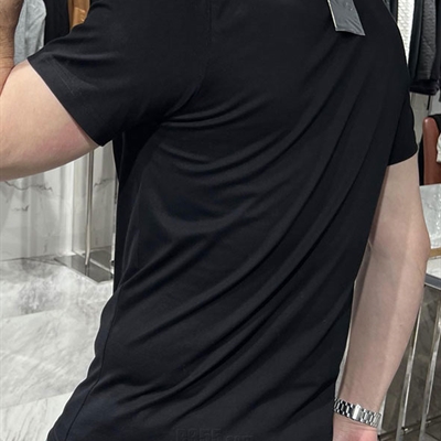 市场上装-T恤-欧货T恤