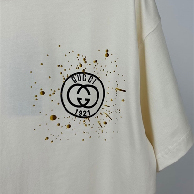 市场上装-T恤-欧货T恤