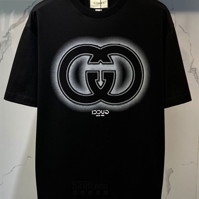 市场上装-T恤-欧货T恤