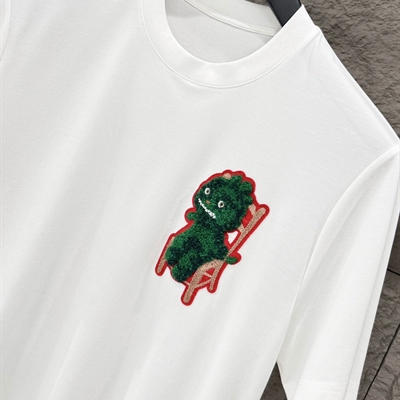 市场上装-T恤-欧货T恤