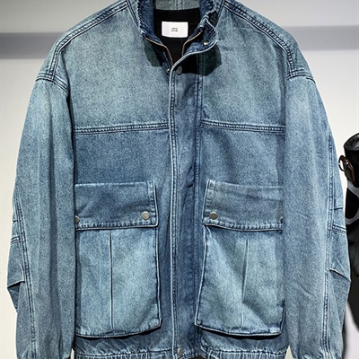 市场上装-夹克-休闲夹克