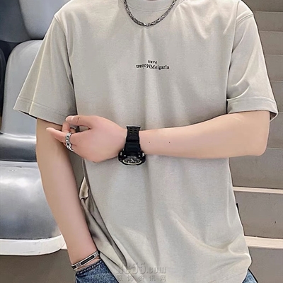 市场上装-T恤-欧货T恤