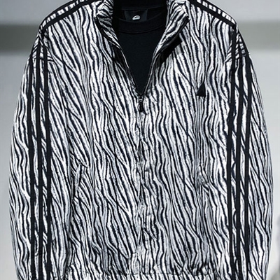 市场上装-夹克-休闲夹克