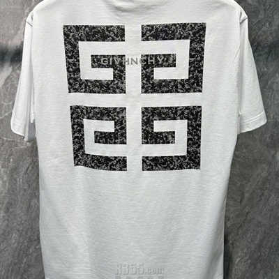 市场上装-T恤-欧货T恤