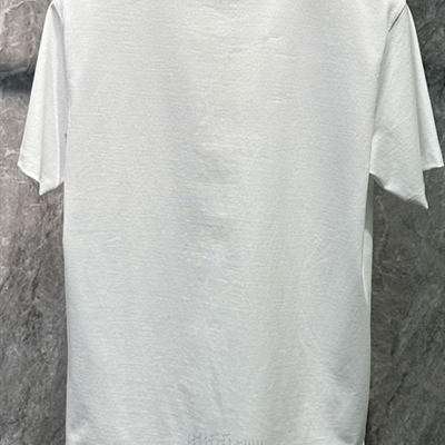 市场上装-T恤-欧货T恤